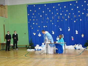 jas11-12_039
