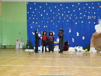 jas11-12_075