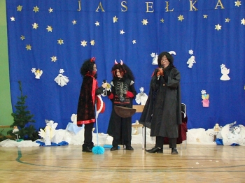 jas11-12_077