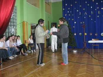 jas09_119