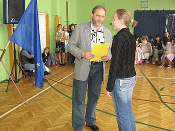 gr02