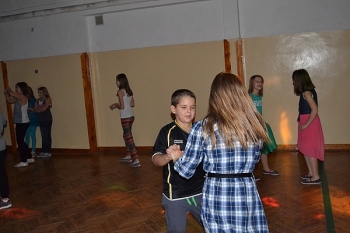 andrz76