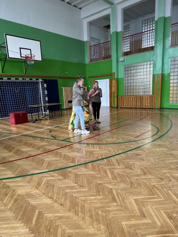 szok49