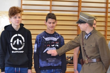 hist64