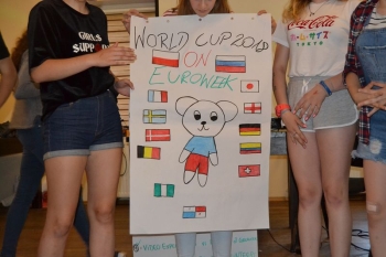 euro144