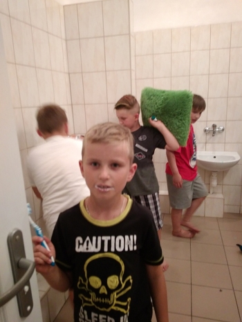 spanie076