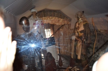 gniazda098