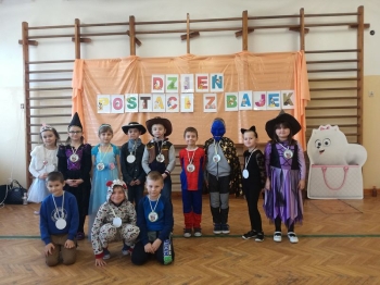 baj18