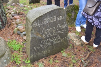 wyc128