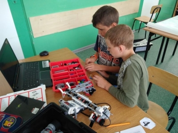robot13