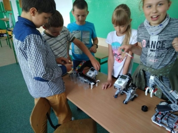 robot23