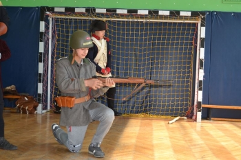 hist073