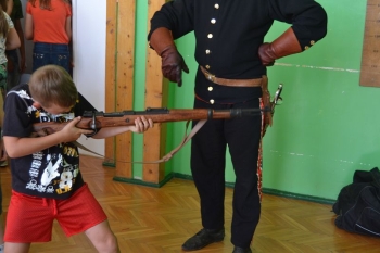 hist080