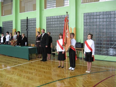 Rozpoczęcie roku szkolnego 2007/2008 w Szkole Podstawowej