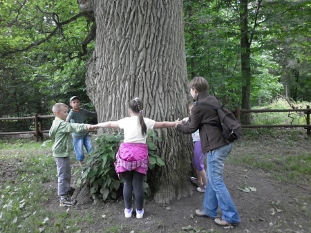 Klasy II Szkoły Podstawowej w Białowieży