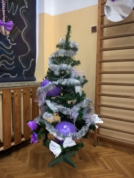 ''Niech żyje bal…'' - choinka dla klas VII i gimnazjum