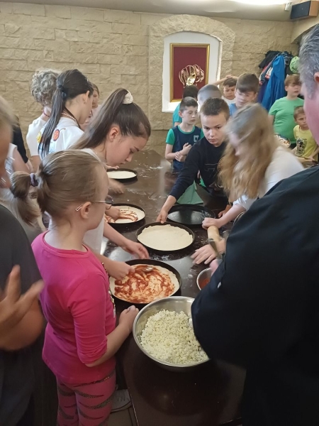Warsztaty robienia pizzy